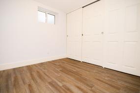 Property listing for 69 East 22nd St., Hamilton, ON